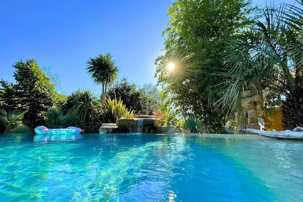 Studio Avec Piscine Et Jacuzzi - Tiki Palm Beach Resort Gardanne 0*,